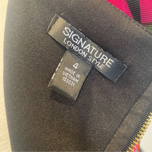 Signature London Style Print Sheath Dress 4 - Picture 13 of 16